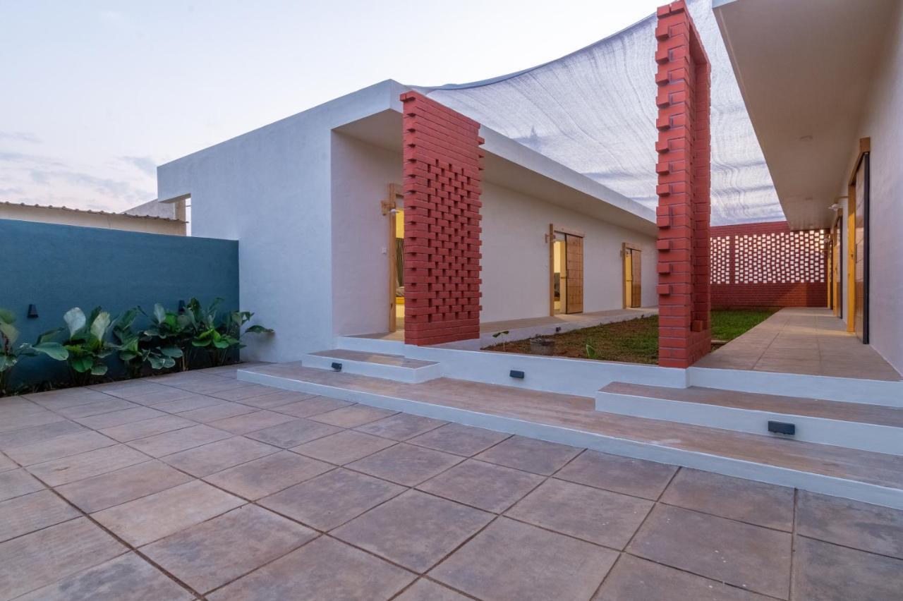 Tropicopia Hotel Mysore Buitenkant foto